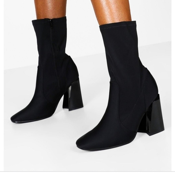 Boots - Picture 3 of 5